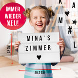EASYmaxx LED-Leuchtkasten in Schwarz/Weiß mit 173 Buchstaben & Symbole für individuelle Textbotschaften und Partydekoration.