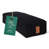 #DoYourYoga Yoga-Bolster Paravati in Schwarz, gefüllt mit Bio-Dinkelspelz, 67 x 22 x 13 cm, abnehmbarer und waschbarer Bezug.