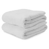 LUMALAND Premium Handtücher - 100% Baumwolle - 2 Badetücher 100 x 150 cm - Weiß, weich und saugfähig, klassisch elegant gestaltet.