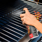 LANDMANN Anti-Haftspray für den Grill wird auf den Grillrost gesprüht für einfaches Lösen von Grillgut ohne Verkleben.