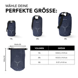 Produktbild des #DoYourOutdoor Dry Bag 20L - Dunkelblau mit Maßeinblendung und Größenvergleich zu 10L und 30L Modellen.