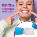 VITALmaxx 360° Schall-Zahnbürste mit LED-Blaulicht & Vibration - weiß/türkis zeigt Anwendung und Zahnreinigung mit Zahnpasta auf Mundstück.