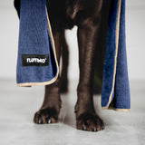 FLUFFINO® Hundehandtuch Mikrofaser – 2er-Pack in Blau und Beige, extra saugfähig und schnell trocknend, 90 x 50 cm.