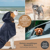 FLUFFINO Hundebademantel - Größe M beige/blau, saugfähig, schnell trocknend, mit Kapuze, ideal für mittlere Hunde nach Ausflug oder Bad.