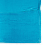 LUMALAND Kuscheldecke - 170 x 200 cm - Himmelblau, weiches Coral-Fleece mit Fußtasche, waschbar bei 30°C, ideal als Sofadecke und Tagesdecke.