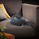 N8WERK Milbensauger in der Nordic Night Edition zur Reinigung und UV-C-Sterilisation von Sofa- und Polsterflächen.