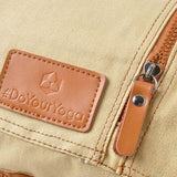 #DoYourYoga Yogatasche "Sunita" Sandfarben Größe L aus robustem Edel-Canvas mit Doppel-Reißverschluss und verstellbarem Tragegurt.