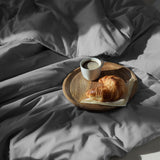 LUMALAND Premium Bettwäsche Everyday in Cool Grey, weiches Polycotton, inklusive Kissenbezug 80x80 cm, stilvoll und gemütlich.