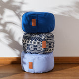 #DoYourYoga Yoga-Kissen Vishnu rund 30x30x15 cm, gefüllt mit Bio-Dinkelspelz, Bezug 100% Baumwolle, Style 2 Rot-Weiß.