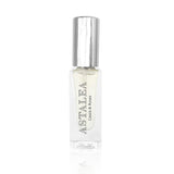 ASTALEA Duft Cassis & Roses 5 ml – Raumduft mit rosiger Note im handlichen Pumpzerstäuber, ideal für Raum-Diffusor und Duftstein-Set.