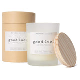 Luma Lab Series Duftkerze Mood "Good Luck" mit Glas, Holzdeckel und nachhaltigem, veganem Sojawachs, 25 Stunden Brenndauer.