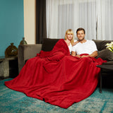 LUMALAND Kuscheldecke - 220x240 cm - Sofadecke & Tagesdecke - Bordeaux samtweich auf Sofa für gemütliche Stunden.
