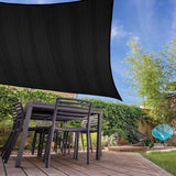 LUMALAND Sonnensegel 100% HDPE mit Stabilisator für UV-Schutz - Rechteck 4 x 5 Meter - Schwarz über Terrassenmöbeln gespannt