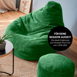 LUMALAND Sitzsack GIANT aus der Cord-Reihe, 135 x 100 cm soft & waschbar in Dunkelgrün mit gemütlicher, gerippter Oberfläche im modernen Wohnraum.
