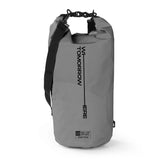 Where Tomorrow Dry Bag 20L - Style 02 - Grau, wasserdichter, robuster Outdoor-Rucksack mit Rolltop-Verschluss und verstellbarem Schultergurt.