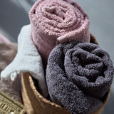 LUMALAND Premium Handtücher 4er-Set - 2 Handtücher 50 x 100 cm und 2 Badetücher 70 x 140 cm in Schwarz, weich und saugfähig