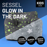 LUMALAND Sessel „Glow in the Dark“ - Kids Size - Sternen-Design mit leuchtenden Sternen, softem, waschbarem Bezug in Grau