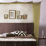 LUMALAND Moskitonetz Mückennetz Insektenabwehr - 220 x 200 x 210 cm - Grün über dem Bett aufgehängt zum Schutz vor Insekten