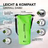 Where Tomorrow Dry Bag 20L - Style 02 - Grün, wasserdichter Rucksack mit UV-Schutz, verstellbarem Schultergurt und robustem Rolltop-Verschluss.