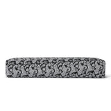 #DoYourYoga Yoga-Bolster Paravati, 67x22x13 cm, Style 3 Weiß-Schwarz, mit Bio-Dinkelspelz gefüllt, waschbarer Bezug, vielseitig einsetzbar.