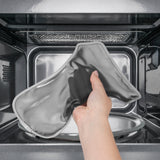 MAXXMEE Rückenkorrektor mit Gelpad S/M wird im Ofen erhitzt, zur Wärmetherapie und Haltungskorrektur mit flexiblem Tragekomfort.