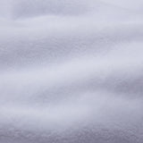 LUMALAND Luxury Mikrofaser Bademantel mit Kapuze für Damen und Herren in Weiß, Größe S, flauschiges Coralfleece-Material.