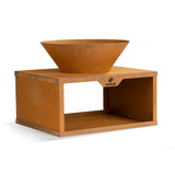 LANDMANN Feuerschale mit Holzlager aus Cortenstahl, mit praktischem Holzlagerplatz, zeitloses Design, 60 x 50 x 54 cm.