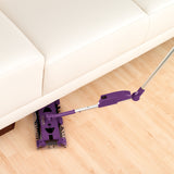 Akku-Besen Swivel Sweeper G2 mit Li-Ion Batterie in lila, kabellos, 360° Rotation, ideal für schwer zugängliche Stellen unter Möbeln.