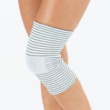 VITALmaxx Bandage Knie mit Kupferfasern - weiße Kniebandage mit guter Passform und sanfter Kompression für Stabilisierung und Komfort.