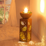 EASYmaxx LED-Dekosäule mit Pflanzschale Rost-Optik "Bauernrose", 59 cm, dekorativ mit LED-Blumenmuster und Timerfunktion.