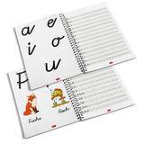 SCHREIBPILOT Schreiblernheft für ABC-Schützen mit vorgeprägten Buchstaben und kindgerechten Illustrationen zum Erlernen der Schreibschrift.