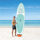 EASYmaxx Stand-Up Paddle-Board - 2020 - 300cm - weiß/blau mit Tragegriff, Finnen und Tragetasche am Strand vor Meer