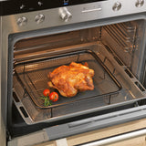 GOURMETmaxx Grillkorb für Backofen - Heißluft - Schwarz mit knusprigem Brathähnchen für fettarmes und gleichmäßiges Garen im Ofen.