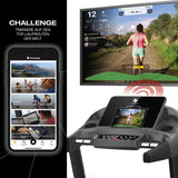 FitEngine Laufband RACE18 mit Kinomap-App, großem Display und interaktivem Training auf top Laufstrecken weltweit.