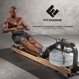 FitEngine Herzfrequenzmesser am Brustgurt beim Rudern für präzise Pulsmessung und optimiertes Cardio-Training mit Bluetooth.