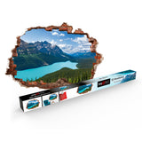 MAXXMEE Wandtattoo 3D "Kanadische Bergwelt" zeigt 3D-Berglandschaft, haftet selbsthaftend auf glatten Oberflächen.