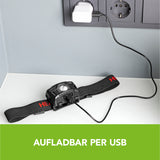 EASYmaxx Stirnlampe - schwarz/rot mit Bewegungssensor und 5 Leuchtmodi, spritzwassergeschützt, aufladbar per USB, 150 Lumen Lichtstärke.