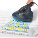 N8WERK Milbensauger in der Nordic Night Edition saugt und sterilisiert Matratzen mit UV-C-Licht und HEPA 11-Filter ohne Chemie.