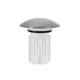 Silber-weißer Pop-up-Abflussstöpsel mit abgerundeter Oberseite auf schlichtem weißem Hintergrund.