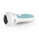 VITALmaxx Hornhautentferner mit Saugfunktion - 6V, weiß/türkis, batteriebetrieben, kabellos mit 2 Aufsätzen für sichere Hornhautpflege.