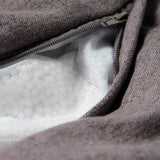 LUMALAND Comfort Line XXL Sitzsack mit Reißverschluss, dunkelgrauer Bezug und EPS-Perlen Füllung sichtbar im Innenbereich.