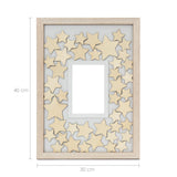 LUMALAND Gästebuch aus Holz mit Fotorahmen in der Mitte und 75 Holzsternen für personalisierte Erinnerungen.