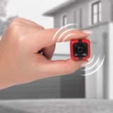 EASYmaxx Mini-Kamera 3,7V rot/schwarz, handlich, mit 8GB Speicherkarte und Infrarot-LEDs für Nachtaufnahmen.