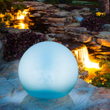 EASYmaxx Solar-Dekokugel - Farbwechsel - weiß leuchtet warmweiß und farbwechselnd, wetterfest mit Solar-Erdspieß für Gartenbeleuchtung.