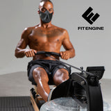 FitEngine Rudergerät - regulierbarer Wasserwiderstand für effektives Full-Body-Workout mit ergonomischem Sitz und Monitor zur Trainingskontrolle.