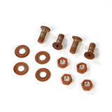 Hoberg LED Rost-Schild mit Willkommen Befestigungsmaterial bestehend aus rostigen Schrauben, Muttern und Unterlegscheiben.