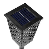 PRIMA GARDEN Solar-Leuchte Fackel - 4er-Set - schwarz mit integriertem Solarpanel und kabellosem Akkubetrieb für stimmungsvolle Gartenbeleuchtung.