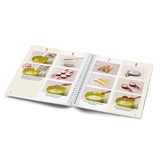 Kinderleichte Becherküche Buch - Band 2 zeigt bebilderte Schritte für kinderfreundliche Backrezepte auf 132 Seiten.