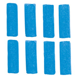 Acht rechteckige blaue Kreidestifte, in zwei Reihen auf weißem Hintergrund angeordnet.