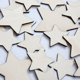 LUMALAND Gästebuch aus Holz mit Fotorahmen in der Mitte – 75 naturbelassene Holzsterne zum Beschriften und Gestalten.